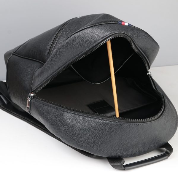 balo-nam-di-cong-tac